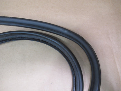 1999-2005 Porsche 911 Carrera 996 Left & Right Side Door Weather Strip Seal Set