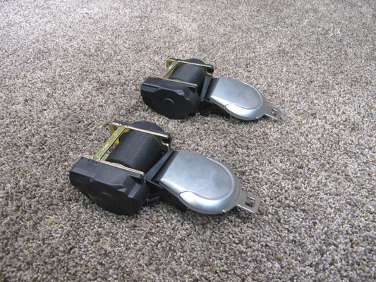 03-08 MERCEDES R230 SL500 REAR LEFT & RIGHT SIDE LUGGAGE SEATBELT RETRACTOR SET OEM