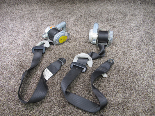 2004-2009 Lexus RX330 RX350 RX400h Front Left & Right seat Belt OEM