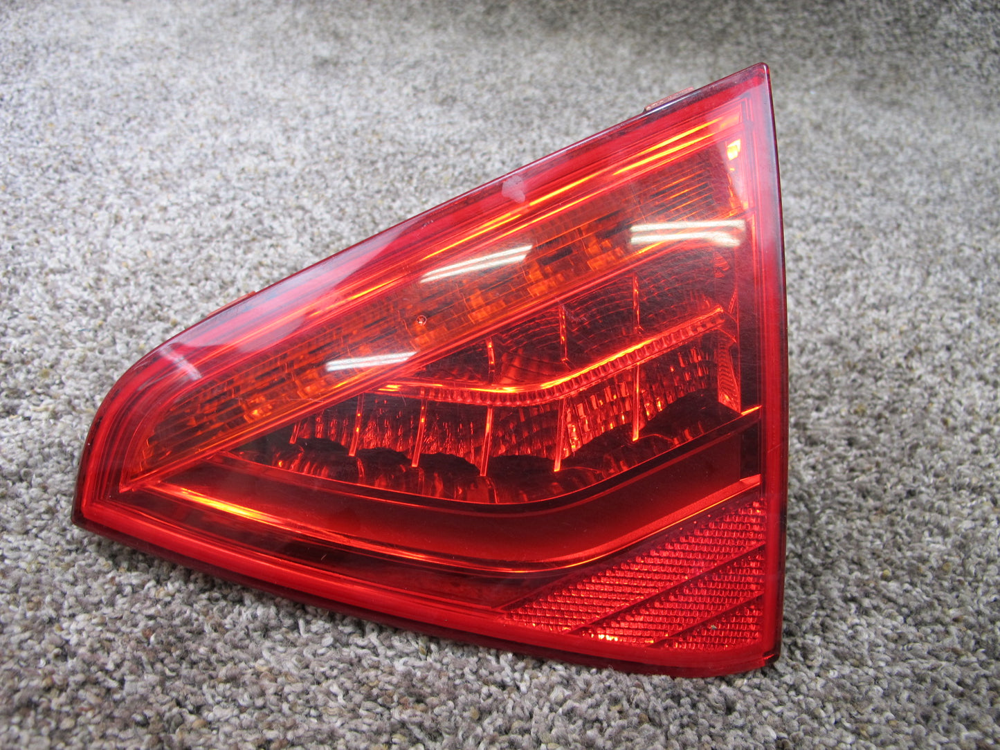 12-16 Audi 8T A5 S5 Rear Right Inner Tail Light Lamp 8T0945094D OEM