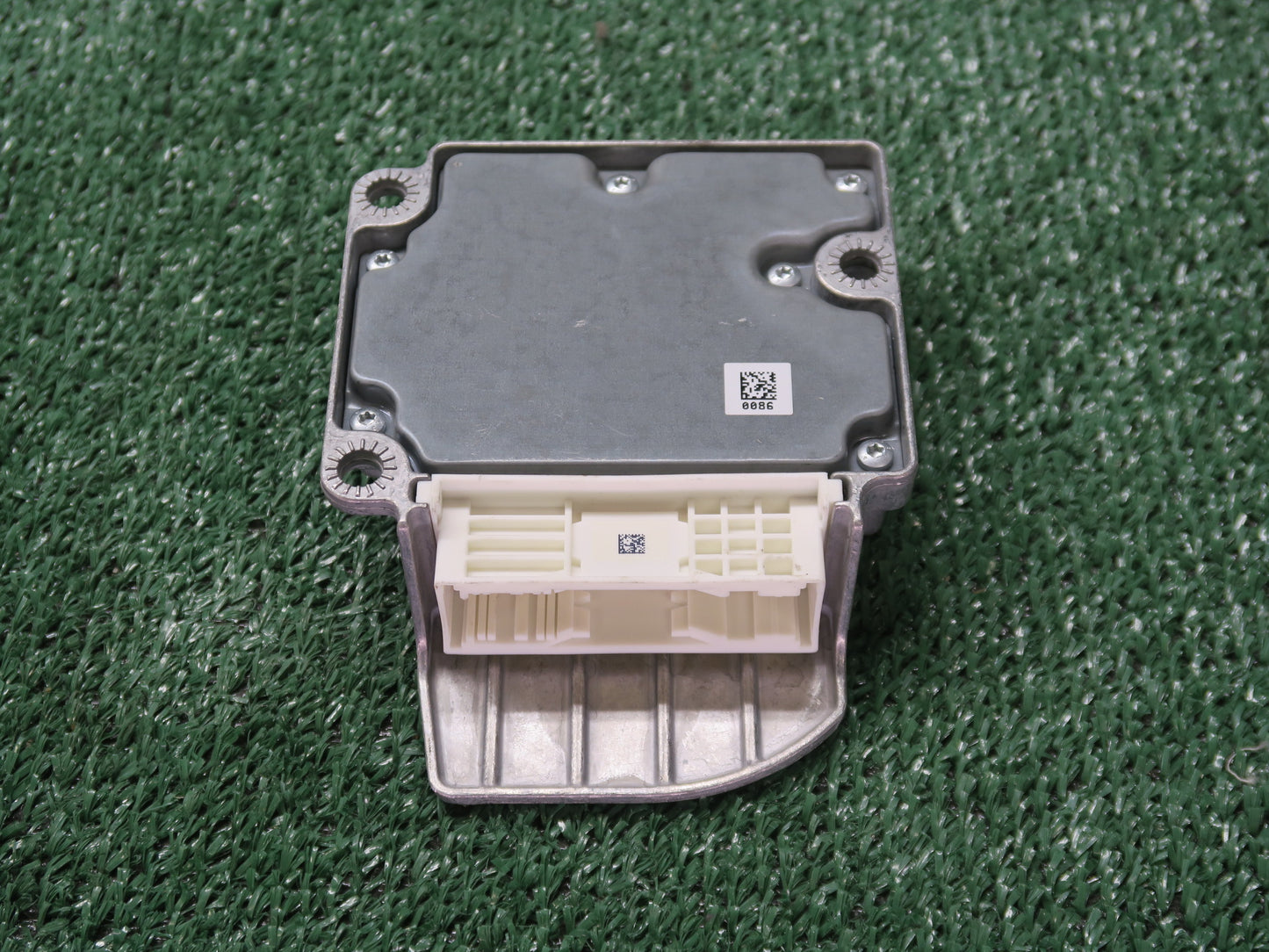 2004-2010 BMW X3 E83 SRS Air Bag Control Module OEM