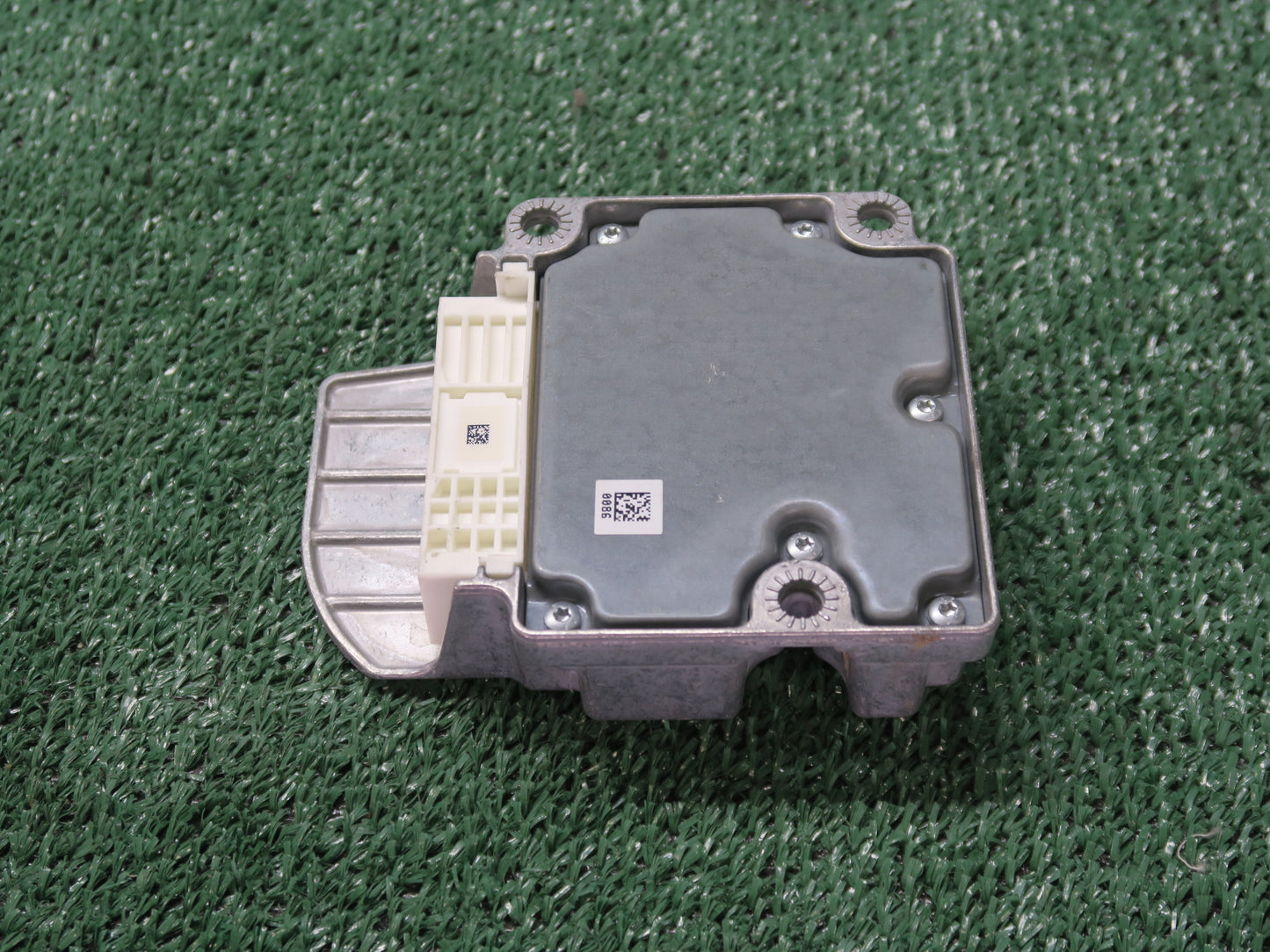 2004-2010 BMW X3 E83 SRS Air Bag Control Module OEM