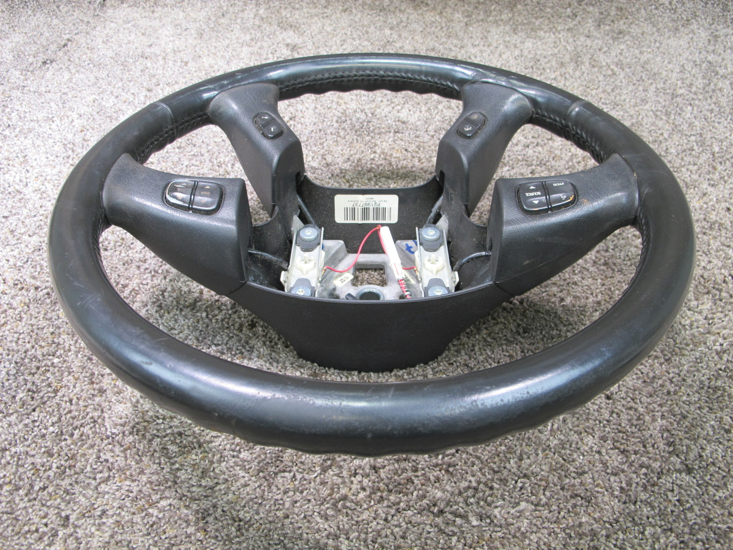 2003-2007 Hummer H2 Multi Function Steering Wheel W/ Control Switch Black