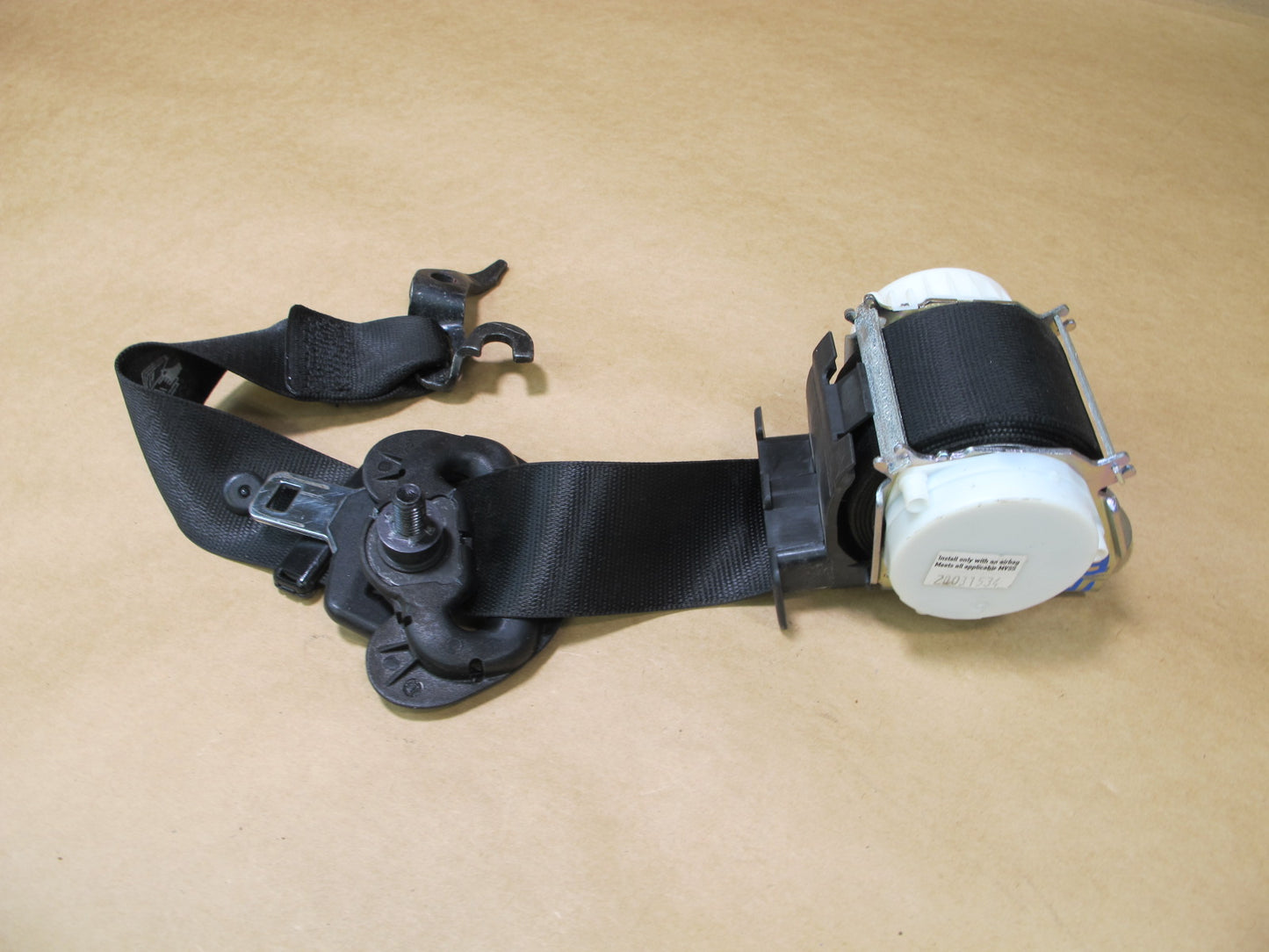 07-11 BMW E90 E91 3-SERIES FRONT RIGHT PASSENGER SIDE SEATBELT RETRACTOR OEM