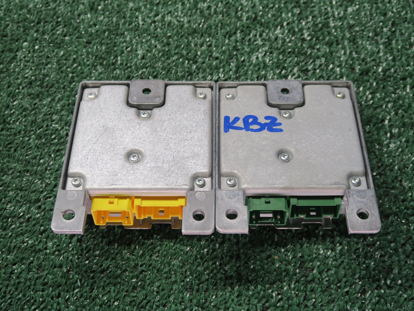 03-05 BMW E85 Z4 B-PILLAR LEFT & RIGHT SIDE SRS AIRBAG CONTROL MODULE UNIT SET OEM