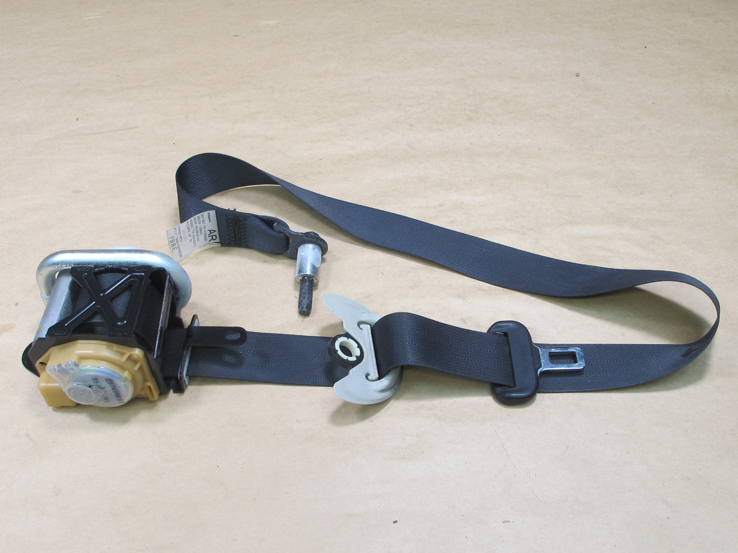 11-17 INFINITI QX56 QX80 FRONT LEFT & RIGHT SIDE SEATBELT RETRACTOR SET OEM