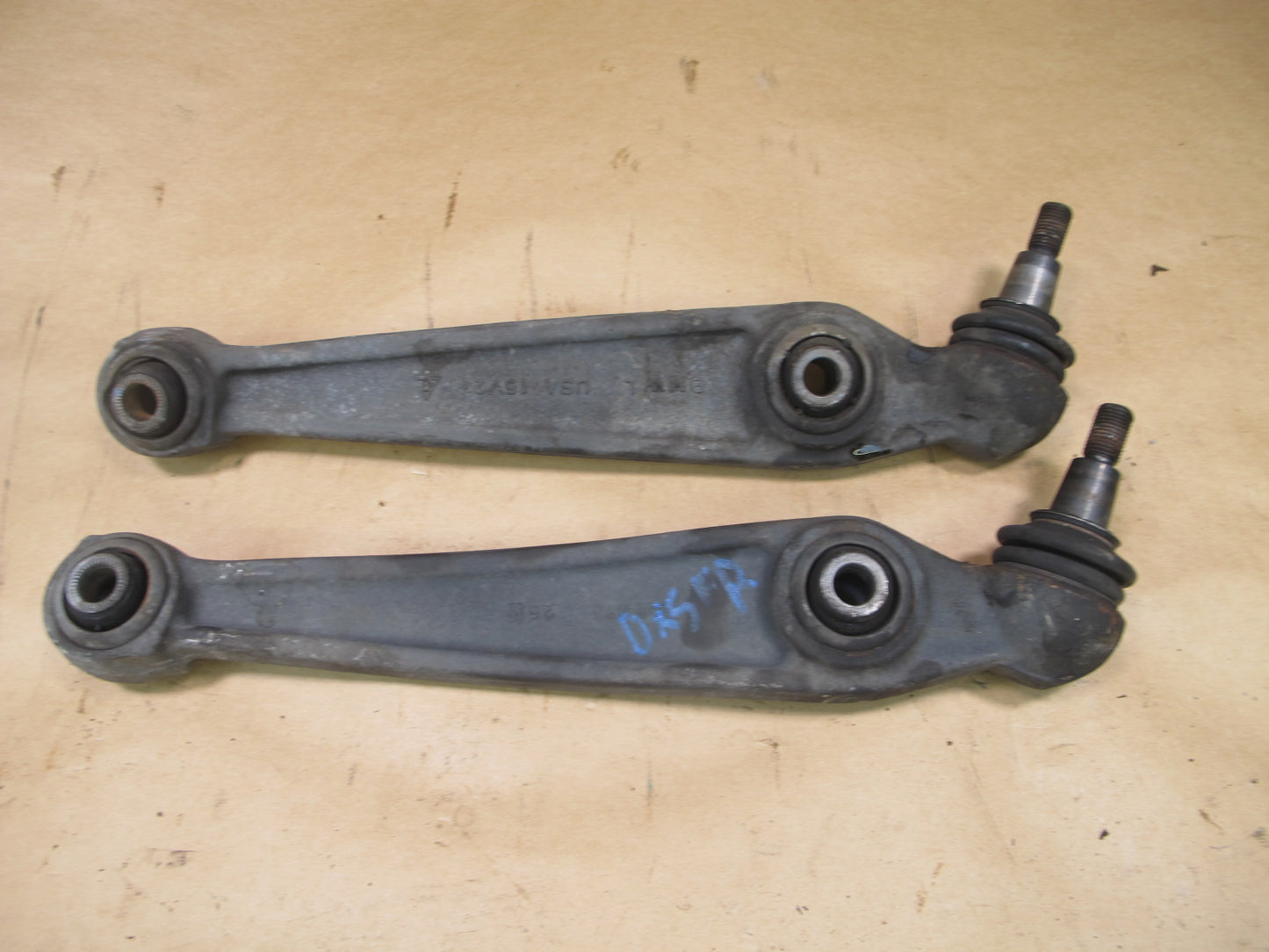 2008-2014 BMW E71 X6 Front Left & Right Suspension Lower Control Arm Set of 2