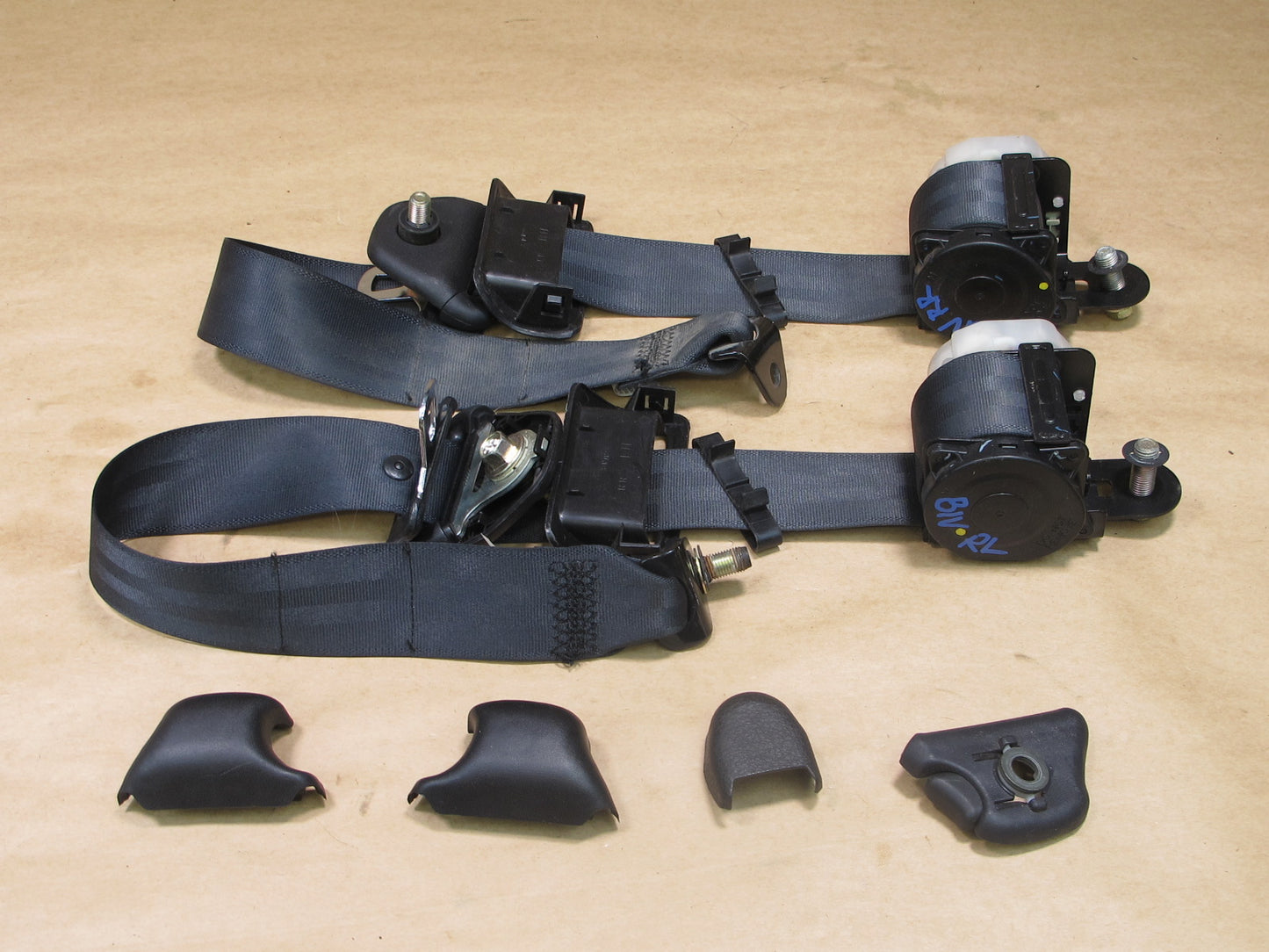 99-01 ISUZU VEHICROSS REAR RIGHT & LEFT SIDE SEATBELT RETRACTOR SET OEM