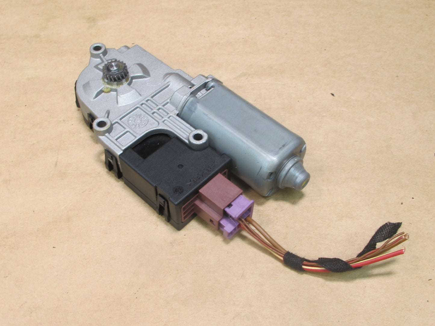 12-16 Mercedes X166 W166 GL Ml-class Sunroof Moonroof Motor 1669001208 OEM