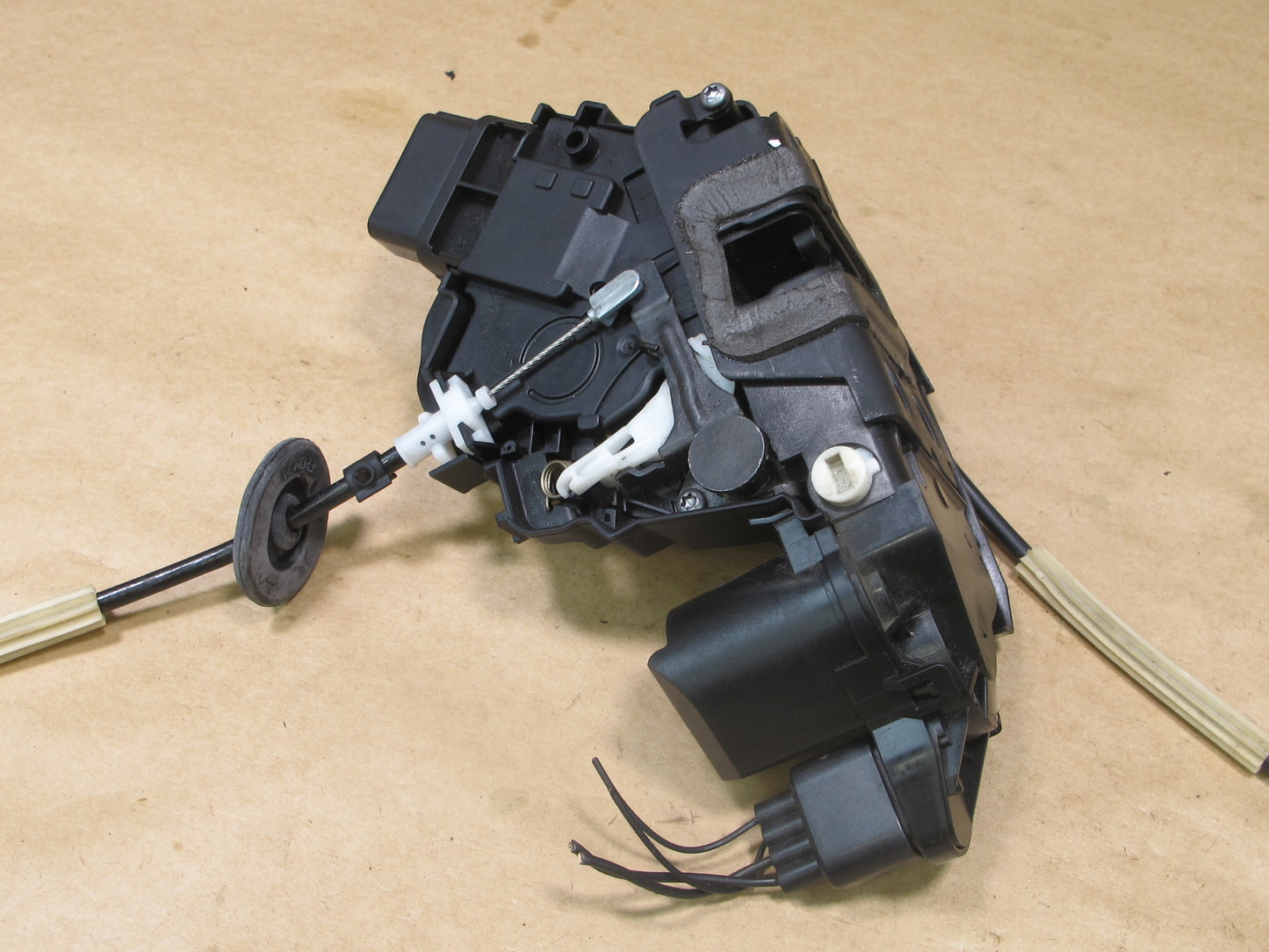 2010-2013 Range Rover Sport L320 Rear Left Door Lock Latch Actuator