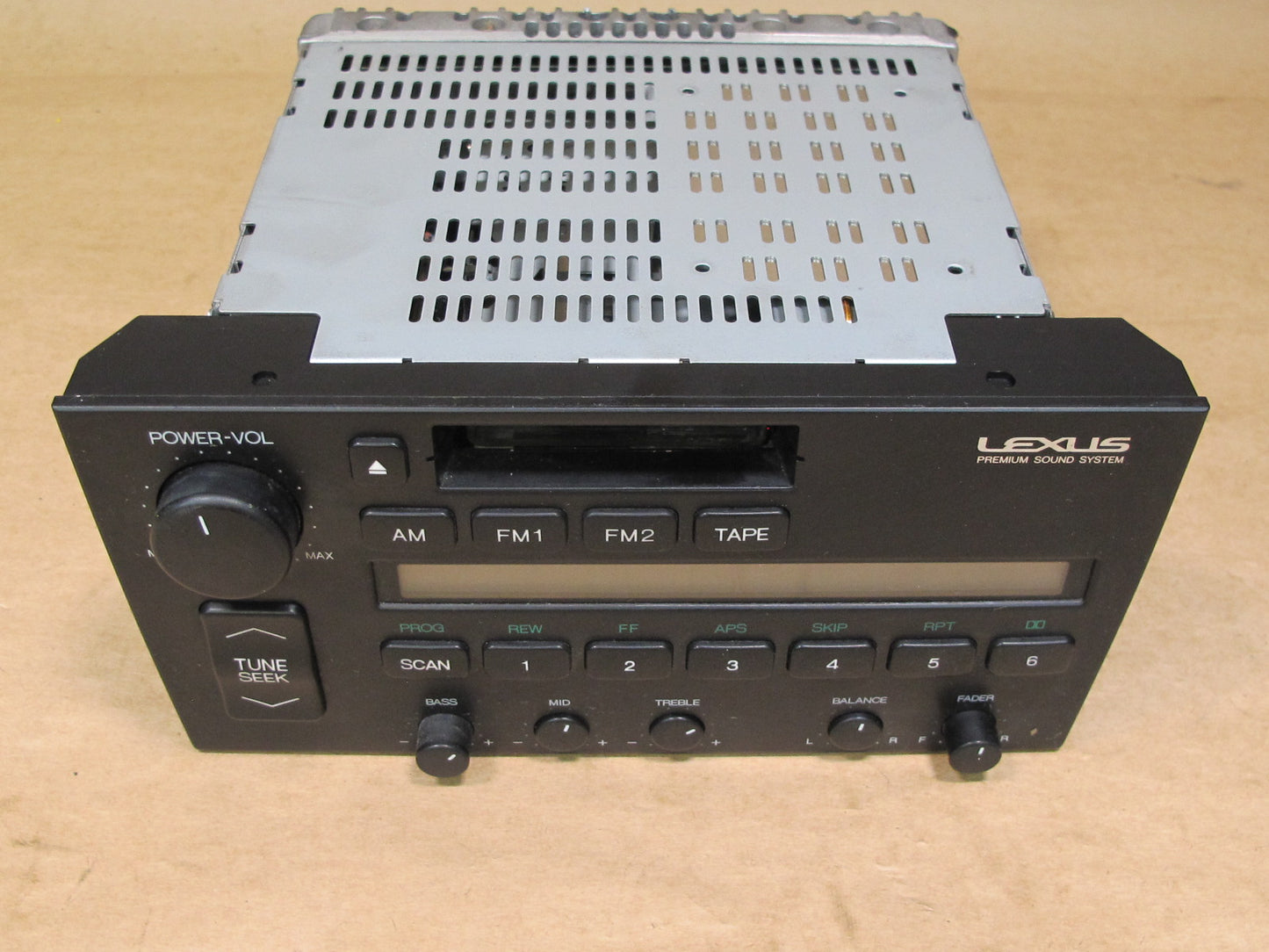 90-92 Lexus UCF10 LS400 Cassette Radio Receiver Player 86120-50020 OEM