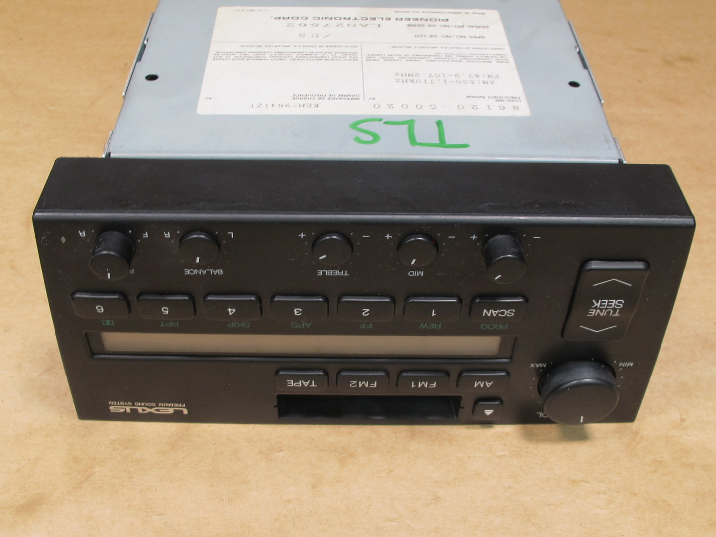 90-92 Lexus UCF10 LS400 Cassette Radio Receiver Player 86120-50020 OEM