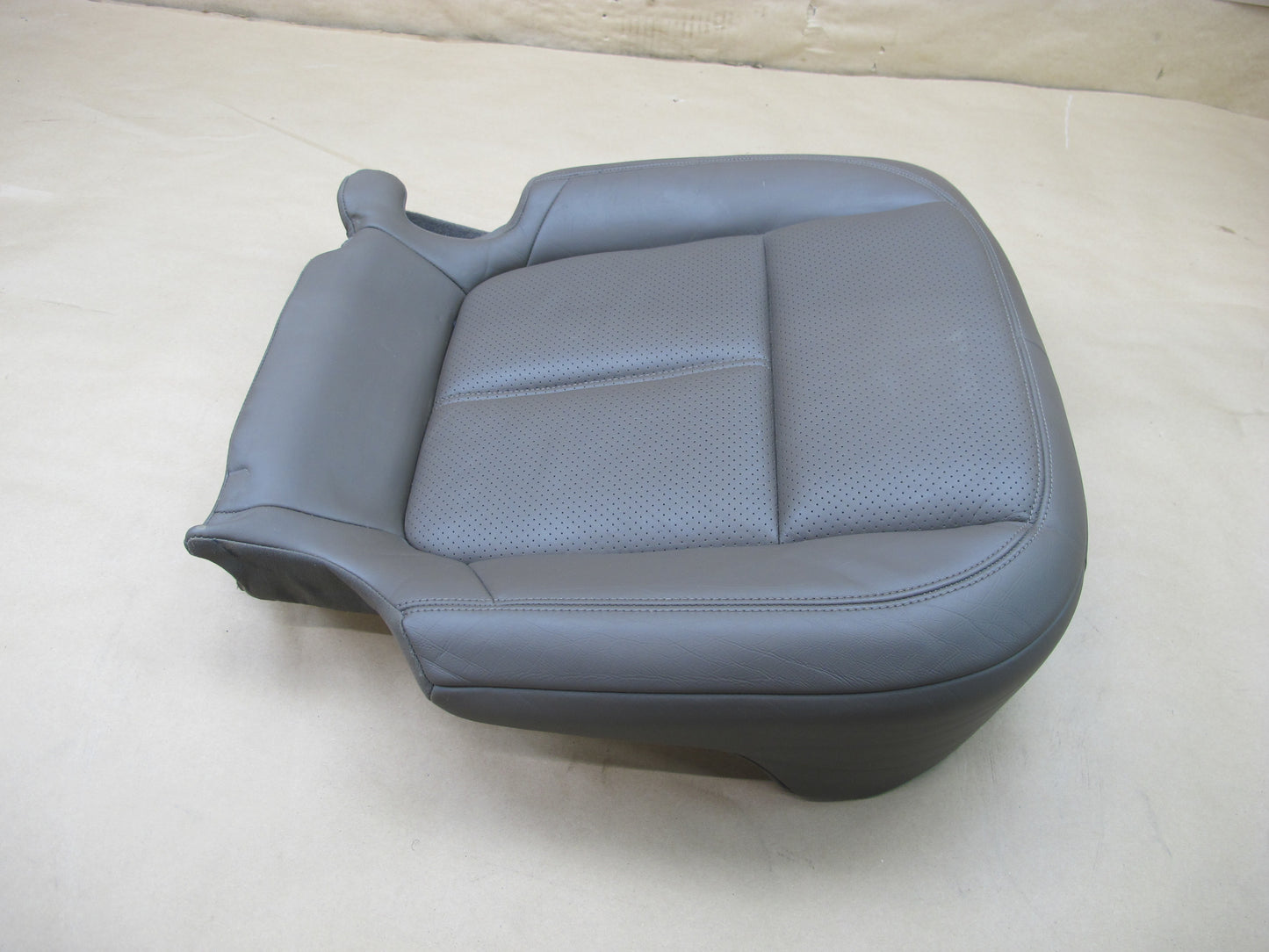 2011-2018 Porsche Cayenne 958 Rear Seat Right Lower Leather Cushion