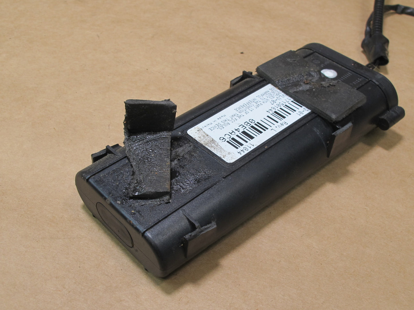 2003-2005 HUMMER H2 LOJACK VEHICLE RECOVERY TRANSMITTER MODULE 5501-1103-01