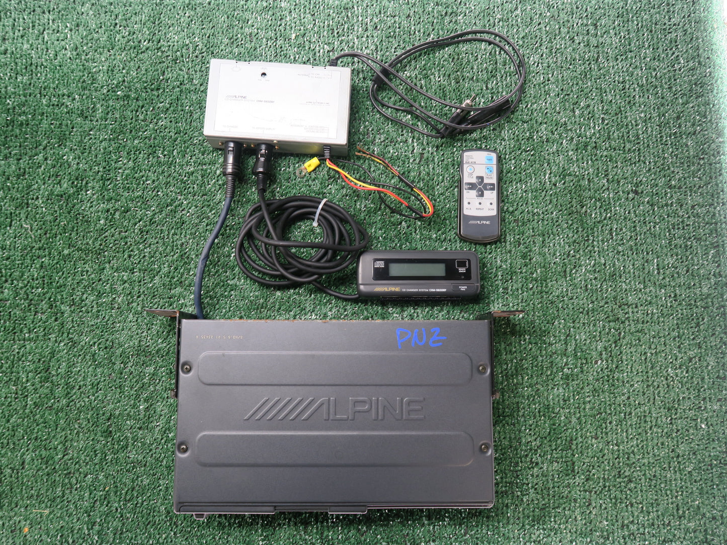 Vintage Alpine CD Shuttle CHM-S600 CHM-S650RF 6 CD Changer System Made in Japan