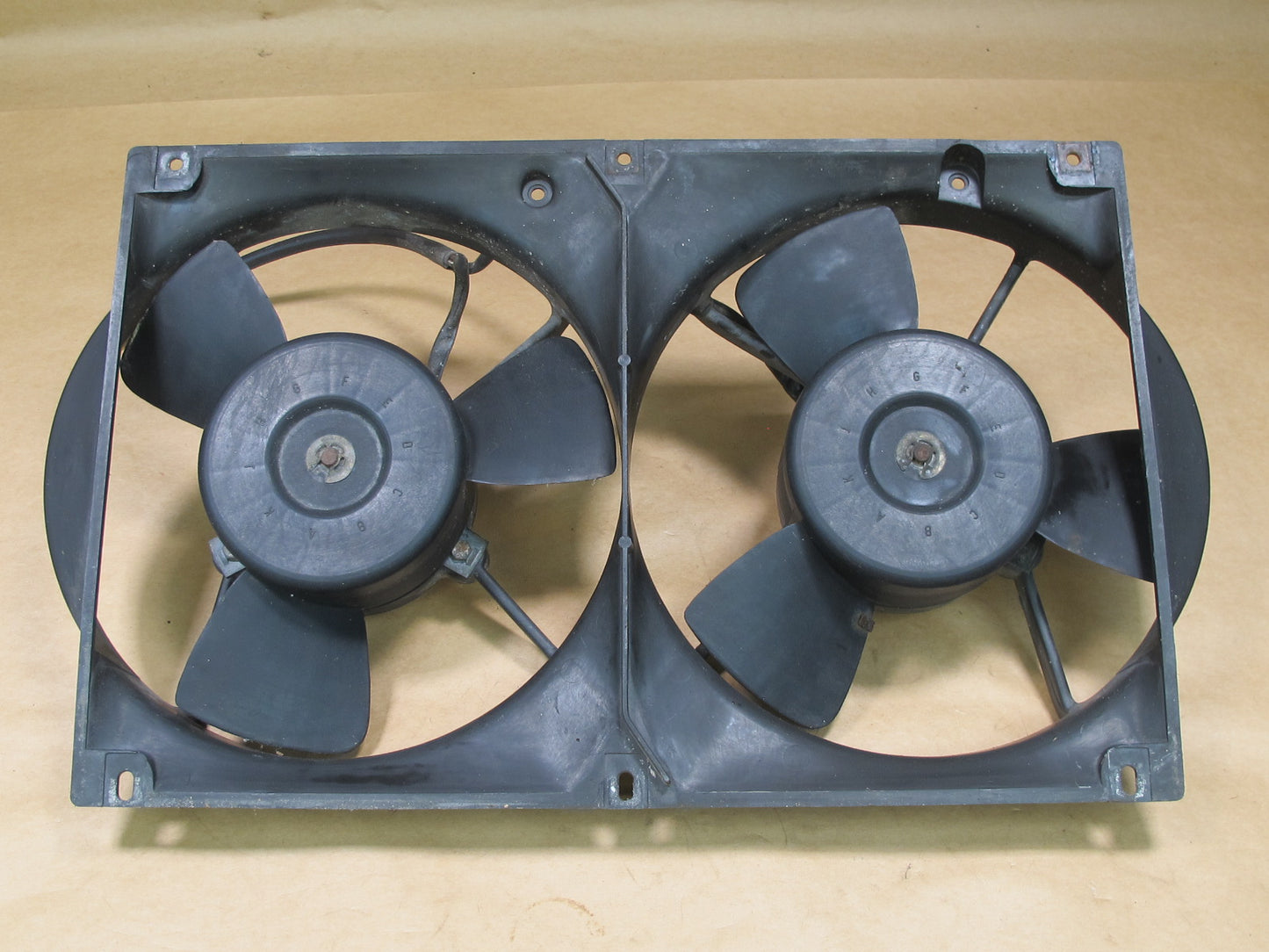 87-91 PORSCHE 944 924 S RADIATOR COOLING FAN MOTOR & SHROUD ASSY OEM