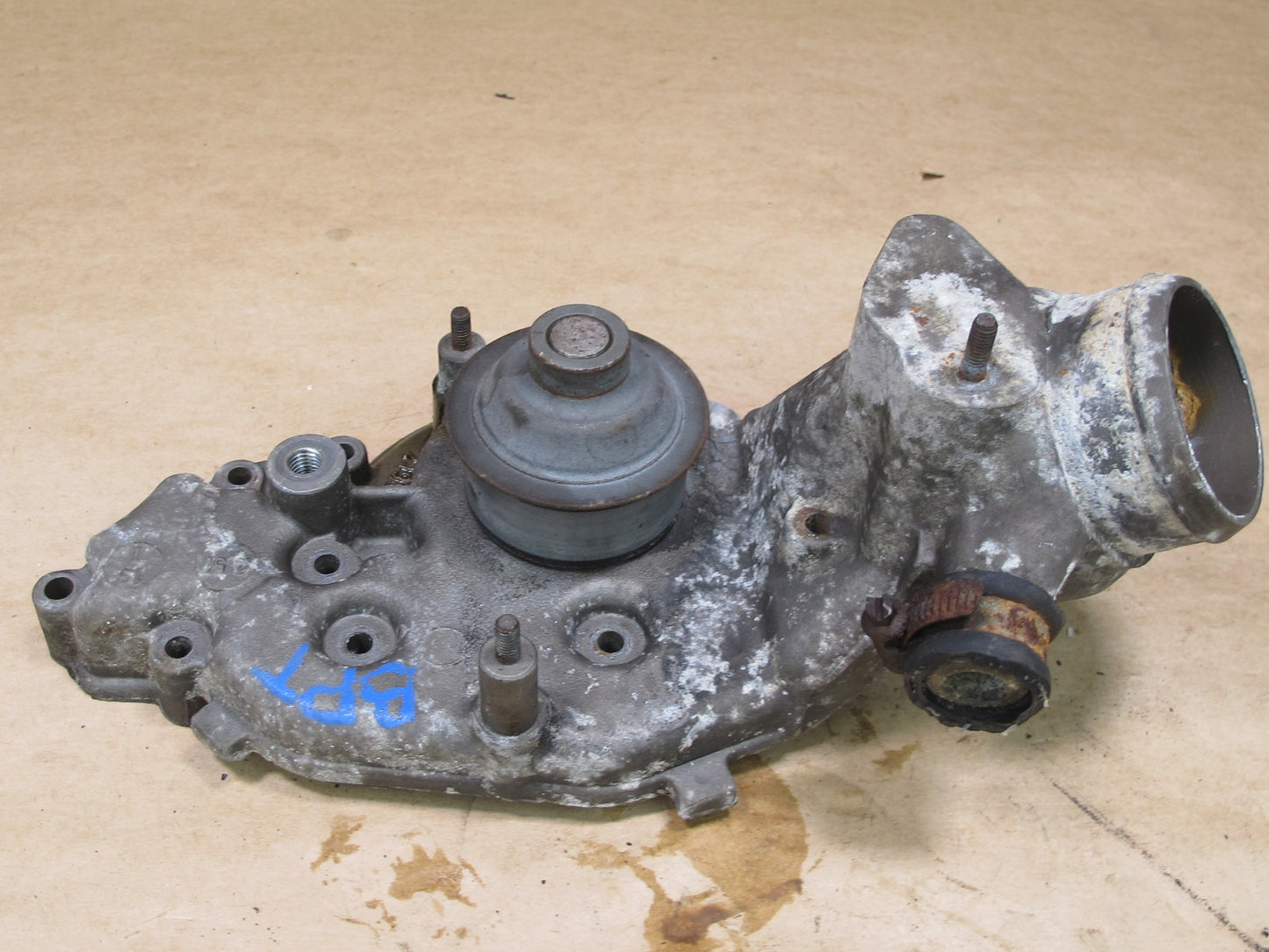 86-89 PORSCHE 944 924 S 2.5L WATER COOLANT PUMP 9441061243R OEM