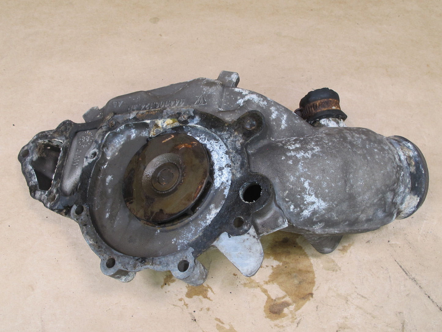 86-89 PORSCHE 944 924 S 2.5L WATER COOLANT PUMP 9441061243R OEM