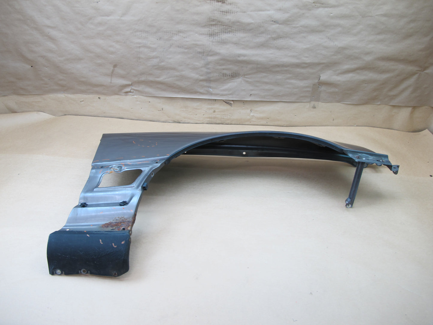 90-94 LEXUS UCF10 LS400 FRONT RIGHT FENDER SHELL PANEL COVER OEM