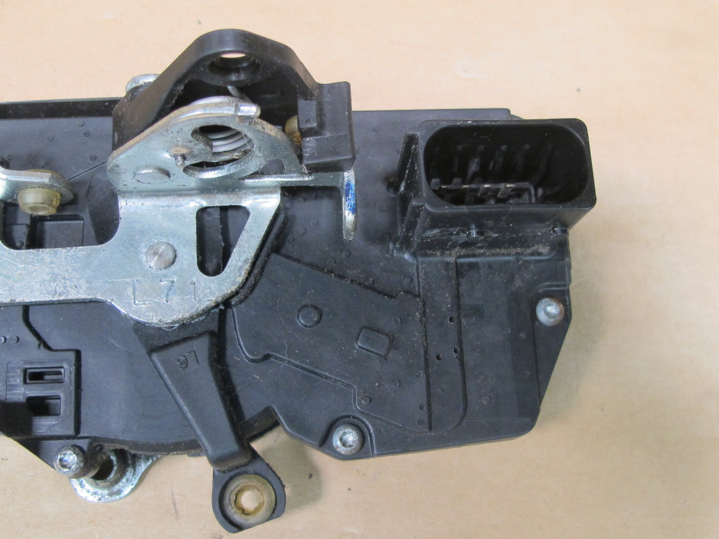 2003-2007 HUMMER H2 FRONT LEFT DRIVER SIDE DOOR LOCK LATCH ACTUATOR