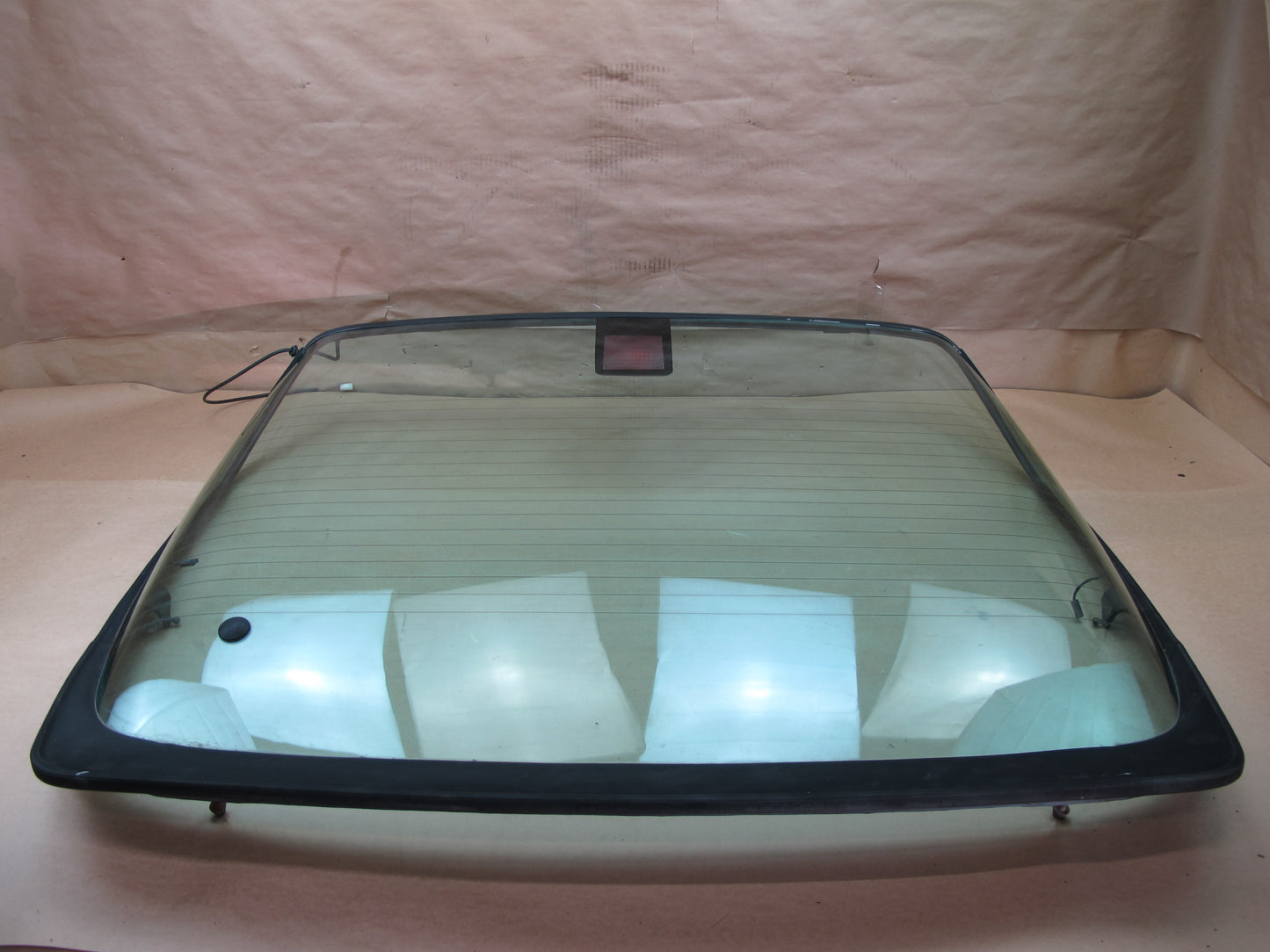 87-88 PORSCHE 924 S REAR HATCH GLASS PANEL HEATED W THIRD BRAKE LIGHT OEM