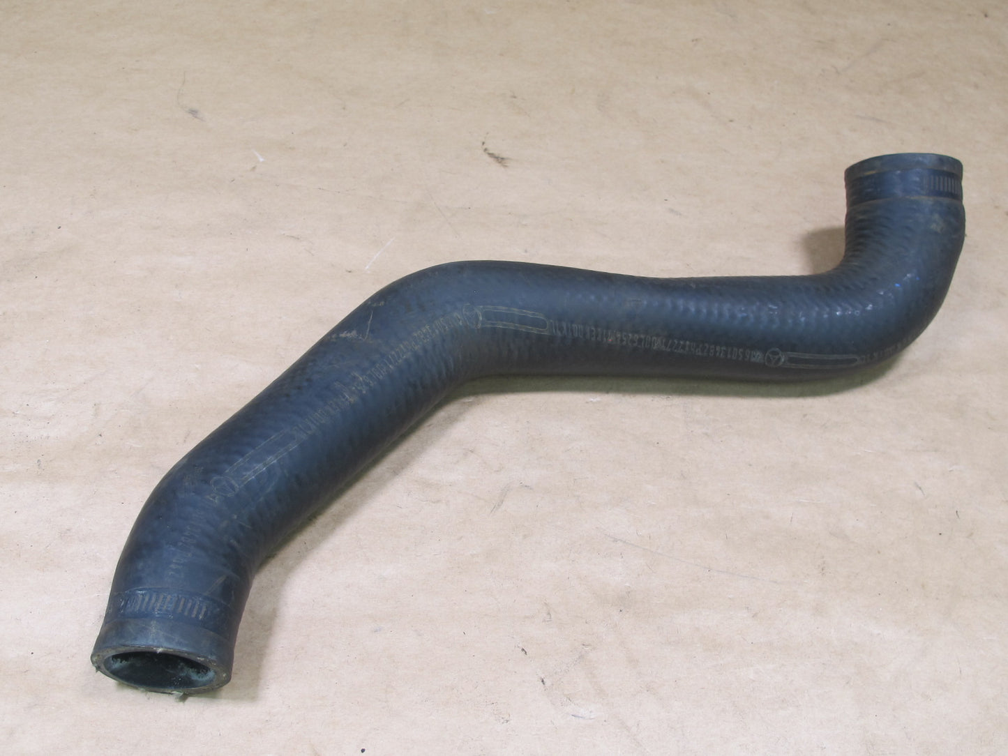 73-85 MERCEDES R107 ENGINE COOLING RADIATOR HOSE PIPE LINE OEM