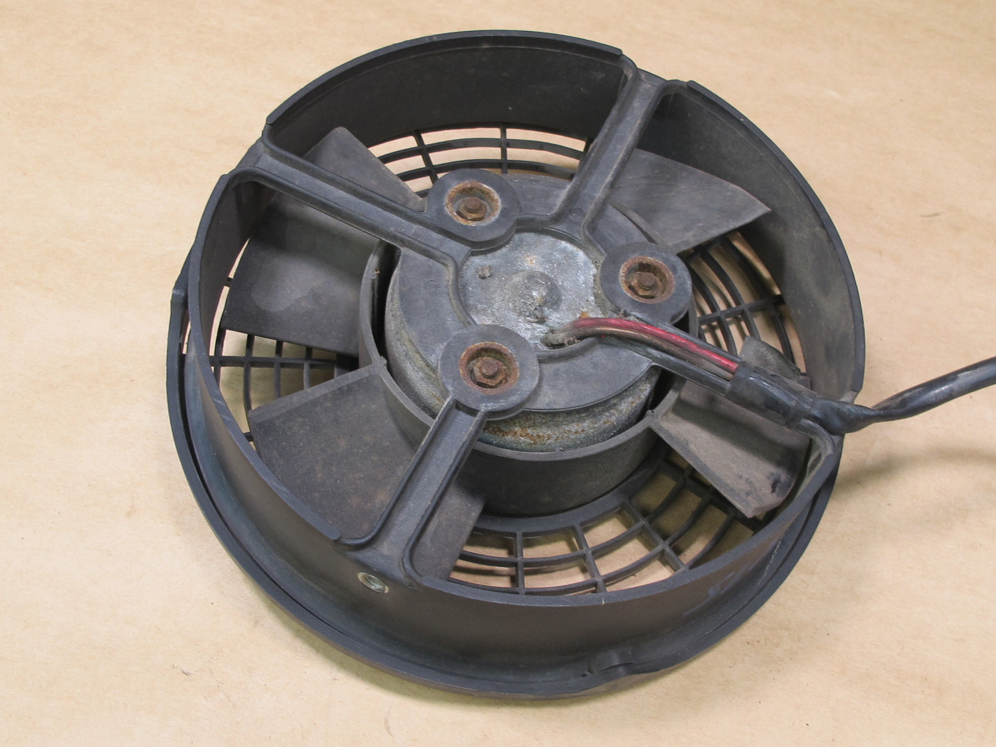 73-85 MERCEDES R107 A/C AIR CONDITION CONDENSER 4 BLADE FAN MOTOR OEM