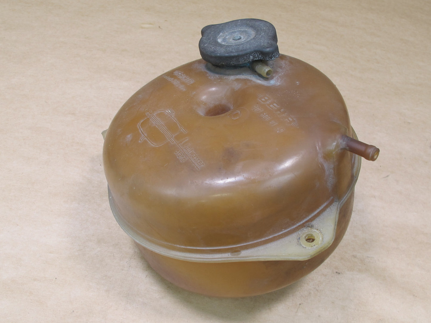 73-85 MERCEDES R107 ENGINE EXPANSION OVERFLOW RESERVOIR BOTTLE TANK OEM