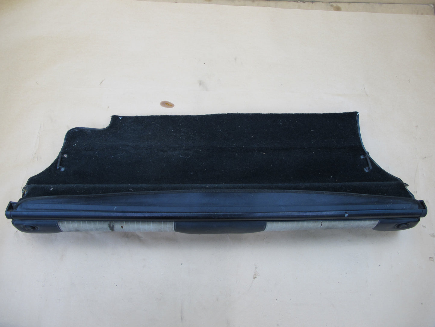 87-88 PORSCHE 924 REAR UPPER SEAT CUSHION & TRUNK CARGO ROLLER SHADE COVER OEM