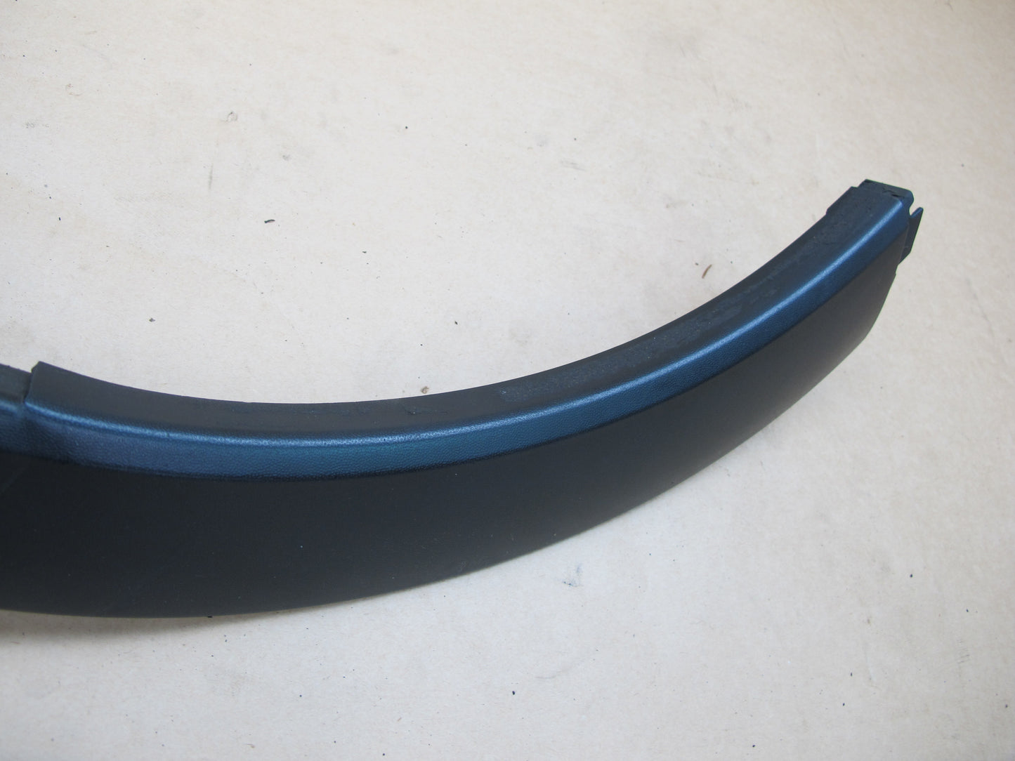 2011-2014 PORSCHE CAYENNE 958 REAR RIGHT & LEFT SIDE WHEEL ARCH MOLDING TRIM SET