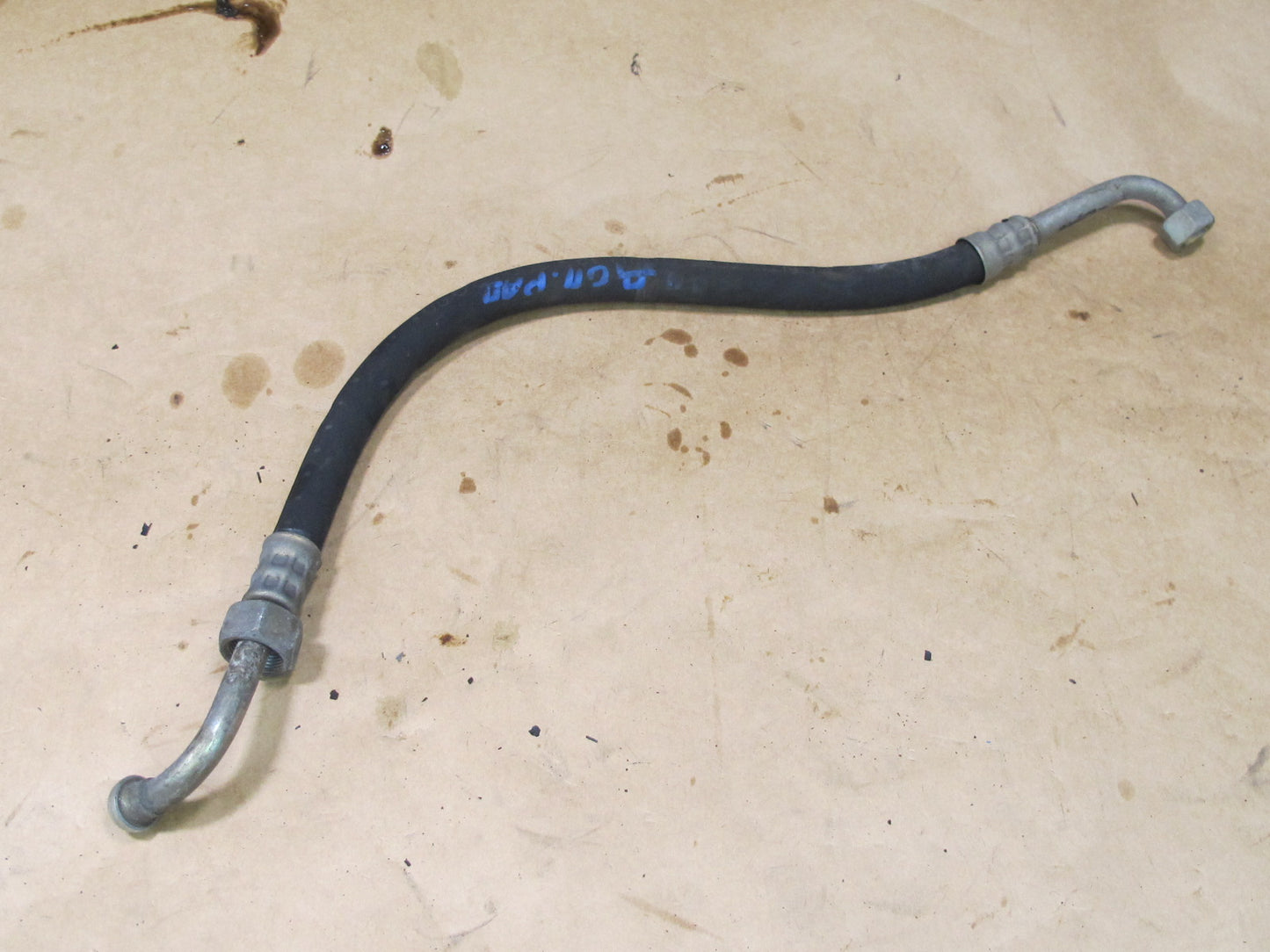 73-85 MERCEDES R107 SET OF 2 OIL COOLER HOSE PIPE LINE OEM