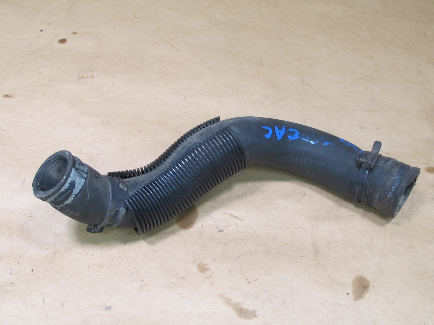 1999 CHEVROLET CORVETTE C5 5.7L LS1 ENGINE COOLANT HOSE PIPE LINE OEM