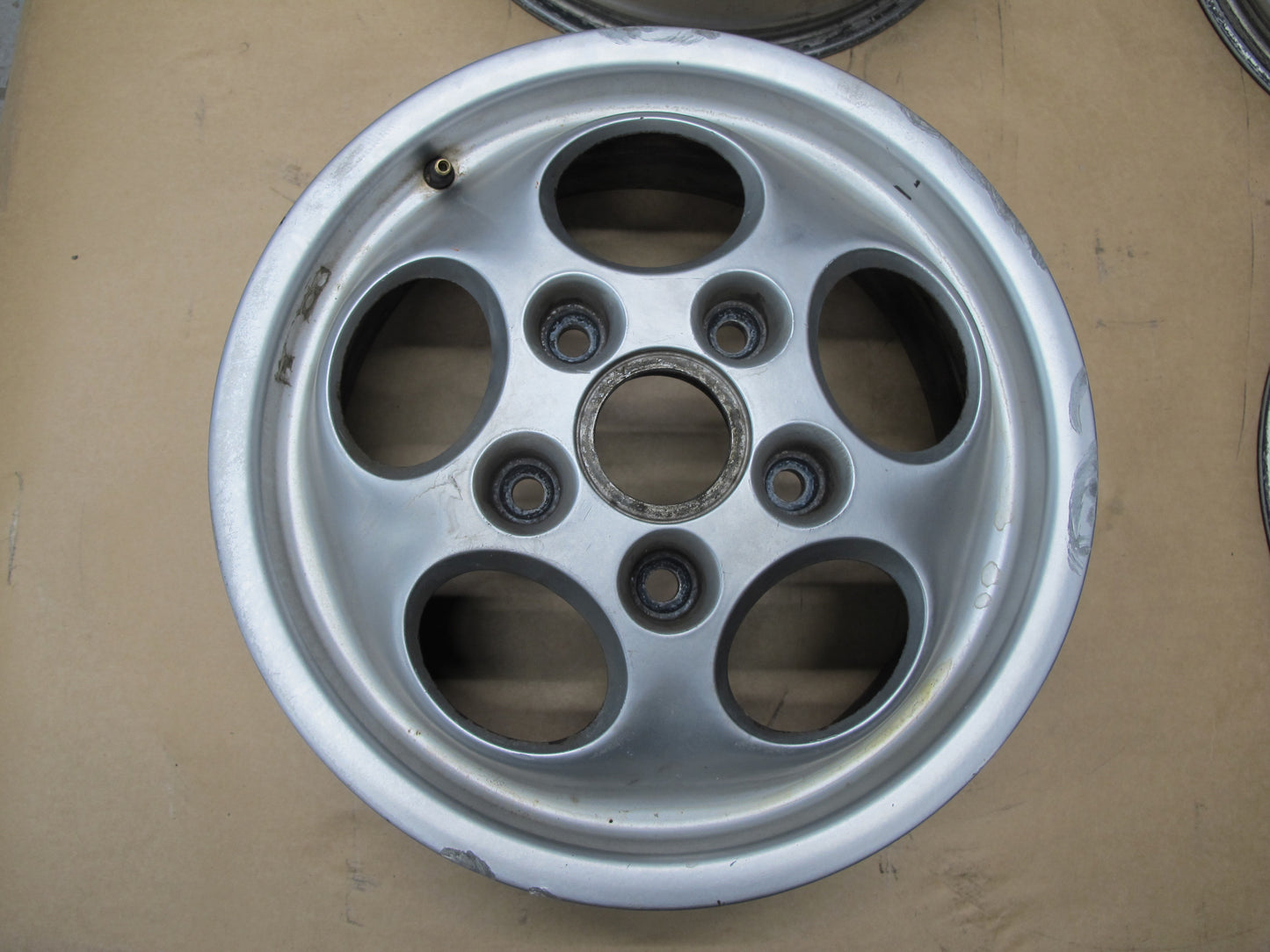 87-88 PORSCHE 924S SET OF 4 PHONE DIAL FACTORY R15" WHEEL RIM 15x6J ET52.3 OEM