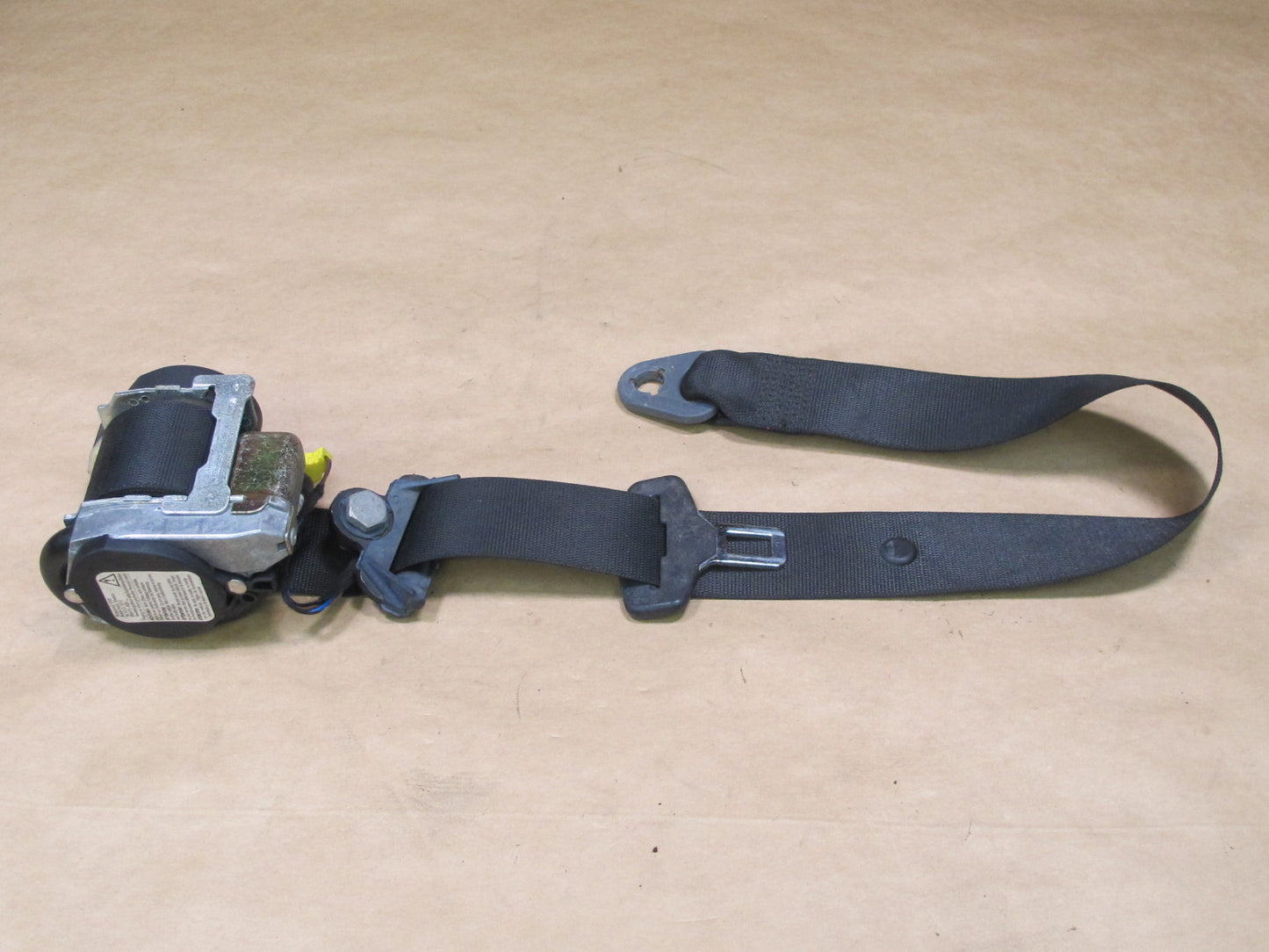 04-08 CHRYSLER CROSSFIRE FRONT RIGHT & LEFT SIDE SEATBELT RETRACTOR SET OEM