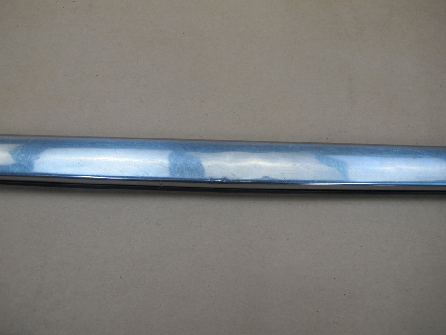 73-85 MERCEDES R107 SET OF 2 EXTERIOR SIDE LOWER CHROME MOLDING COVER OEM