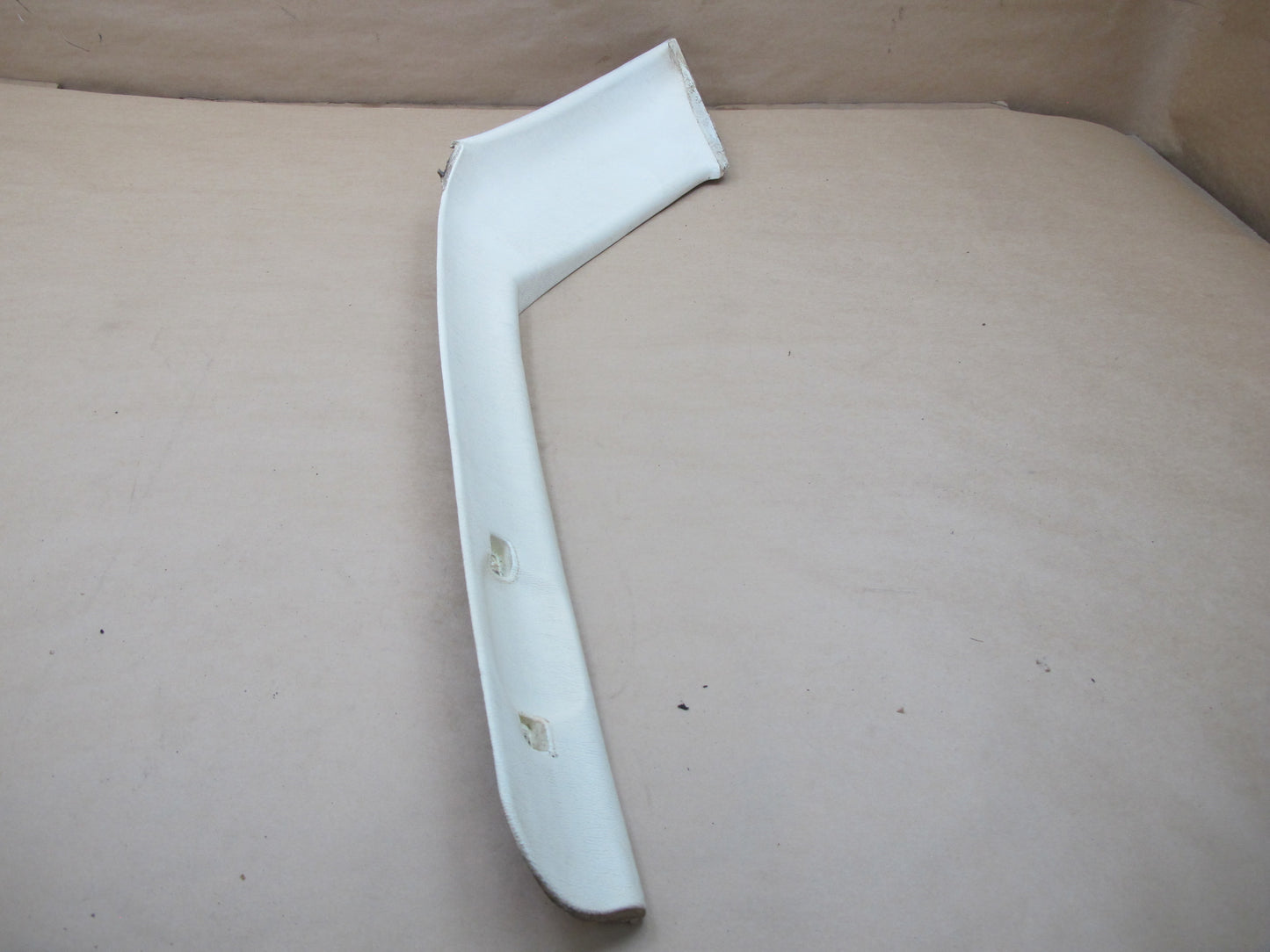 73-85 MERCEDES R107 SET OF 2 REAR HARDTOP C PILLAR TRIM COVER PANEL OEM