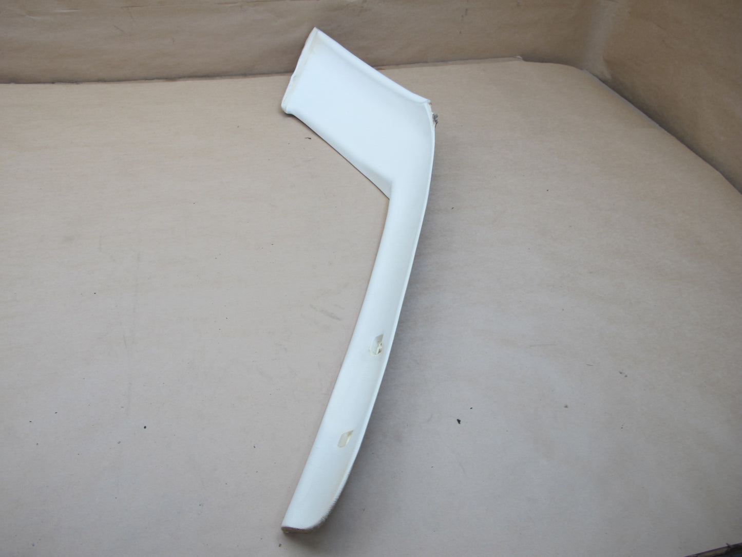 73-85 MERCEDES R107 SET OF 2 REAR HARDTOP C PILLAR TRIM COVER PANEL OEM