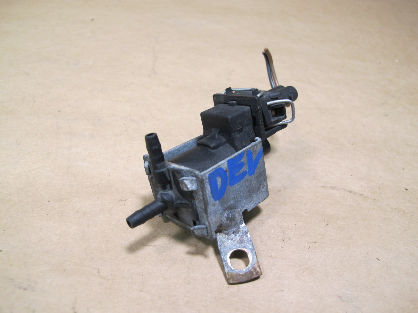 97-03 VW EUROVAN T4 PRESSURE SOLENOID VALVE 028906283 OEM