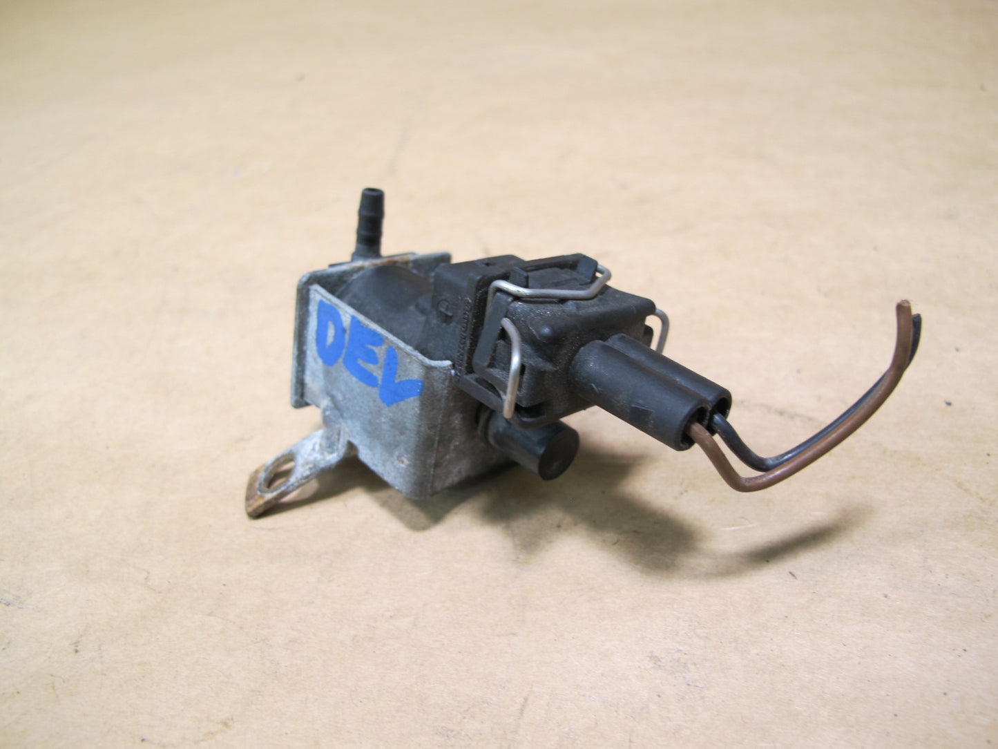 97-03 VW EUROVAN T4 PRESSURE SOLENOID VALVE 028906283 OEM