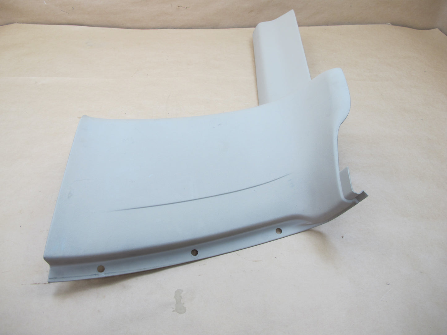 1997-2003 VW EUROVAN T4 REAR RIGHT D PILLAR TRIM COVER PANEL 705867246N OEM