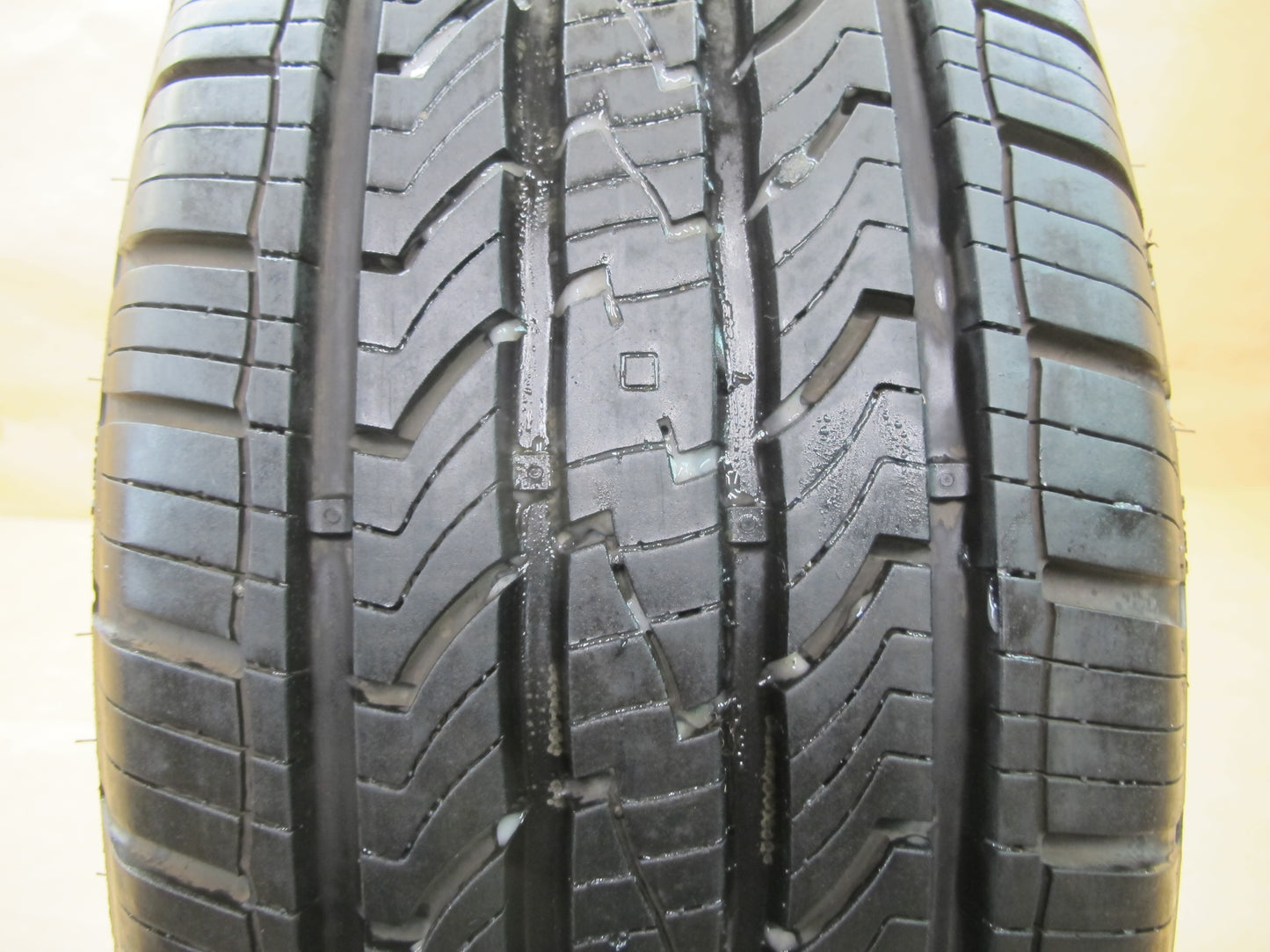 SET OF 2 COOPER ENDEAVOR PLUS A/S TIRE 235/65 R18 106H 0223 10/32 TREAD