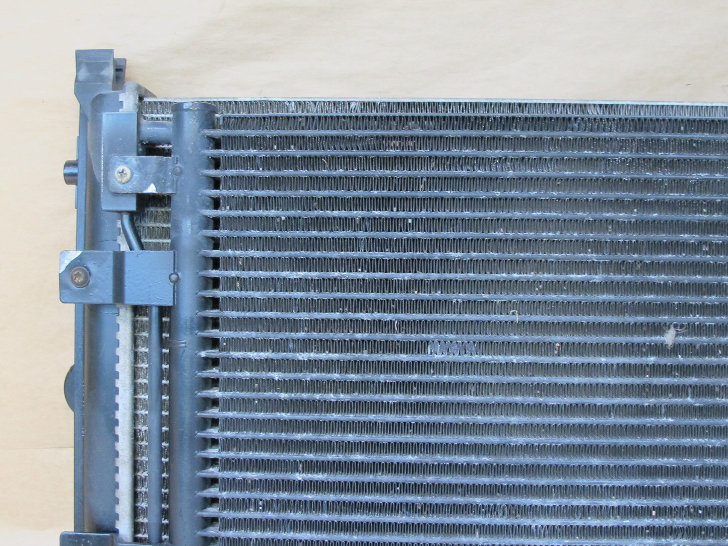 99-03 VW EUROVAN T4 2.8L ENGINE RADIATOR W A/C CONDENSER OEM