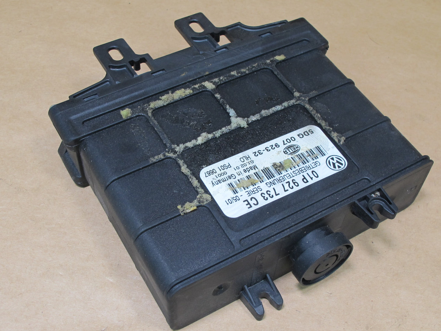 01-03 VW EUROVAN T4 2.8L AUTOMATIC TRANSMISSION CONTROL MODULE 01P927733CE OEM