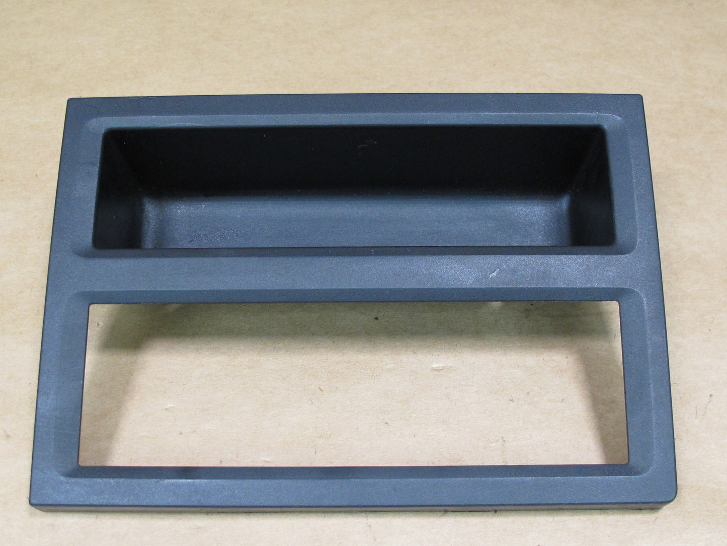 99-03 VW EUROVAN T4 DASH TRIM BEZEL PANEL COMPARTMENT STORAGE 7D1820075A OEM