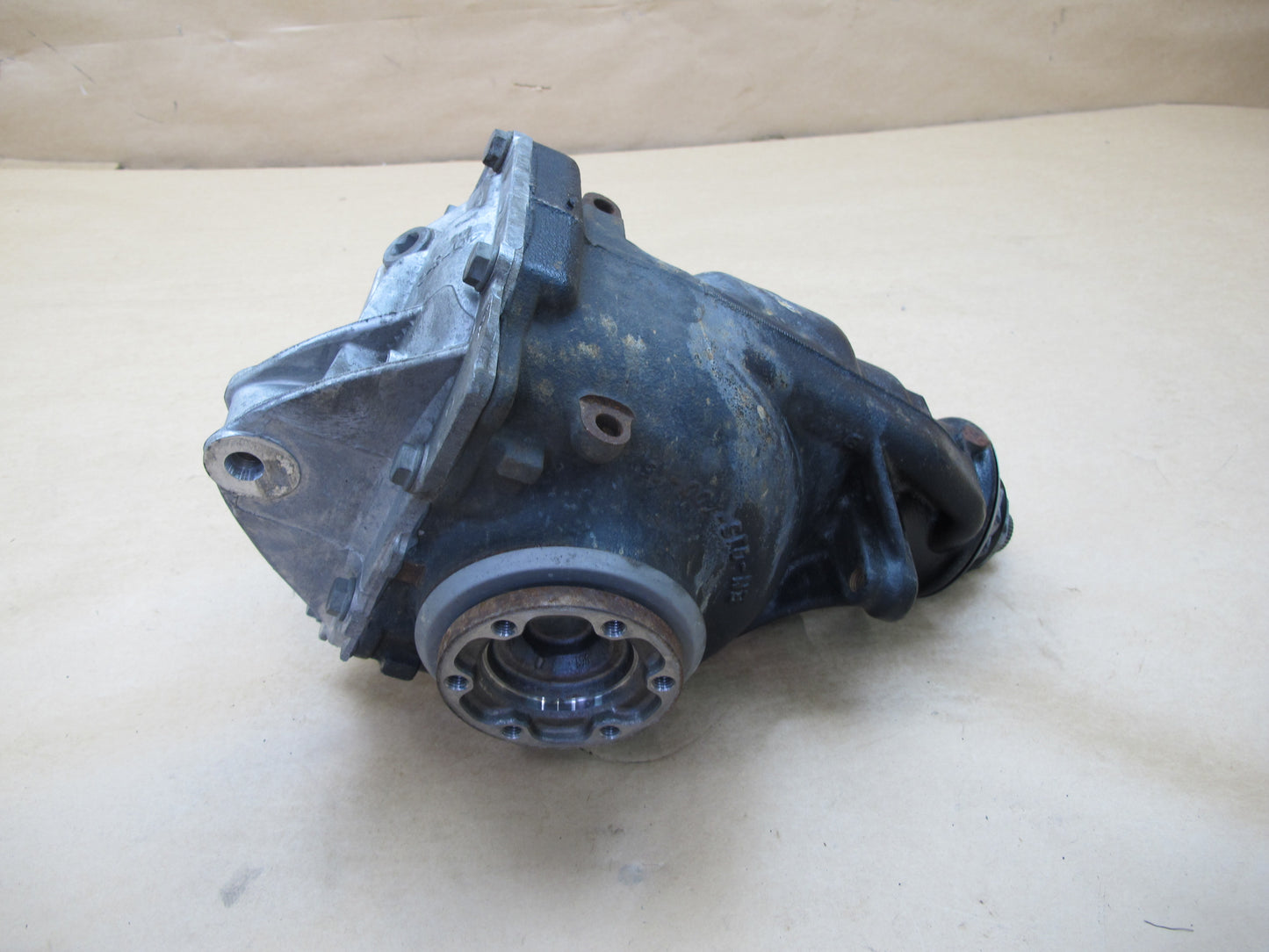 09-16 BMW E89 Z4 N54 REAR AXLE DIFFERENTIAL CARRIER ASEMBLY 2.56 RATIO OEM