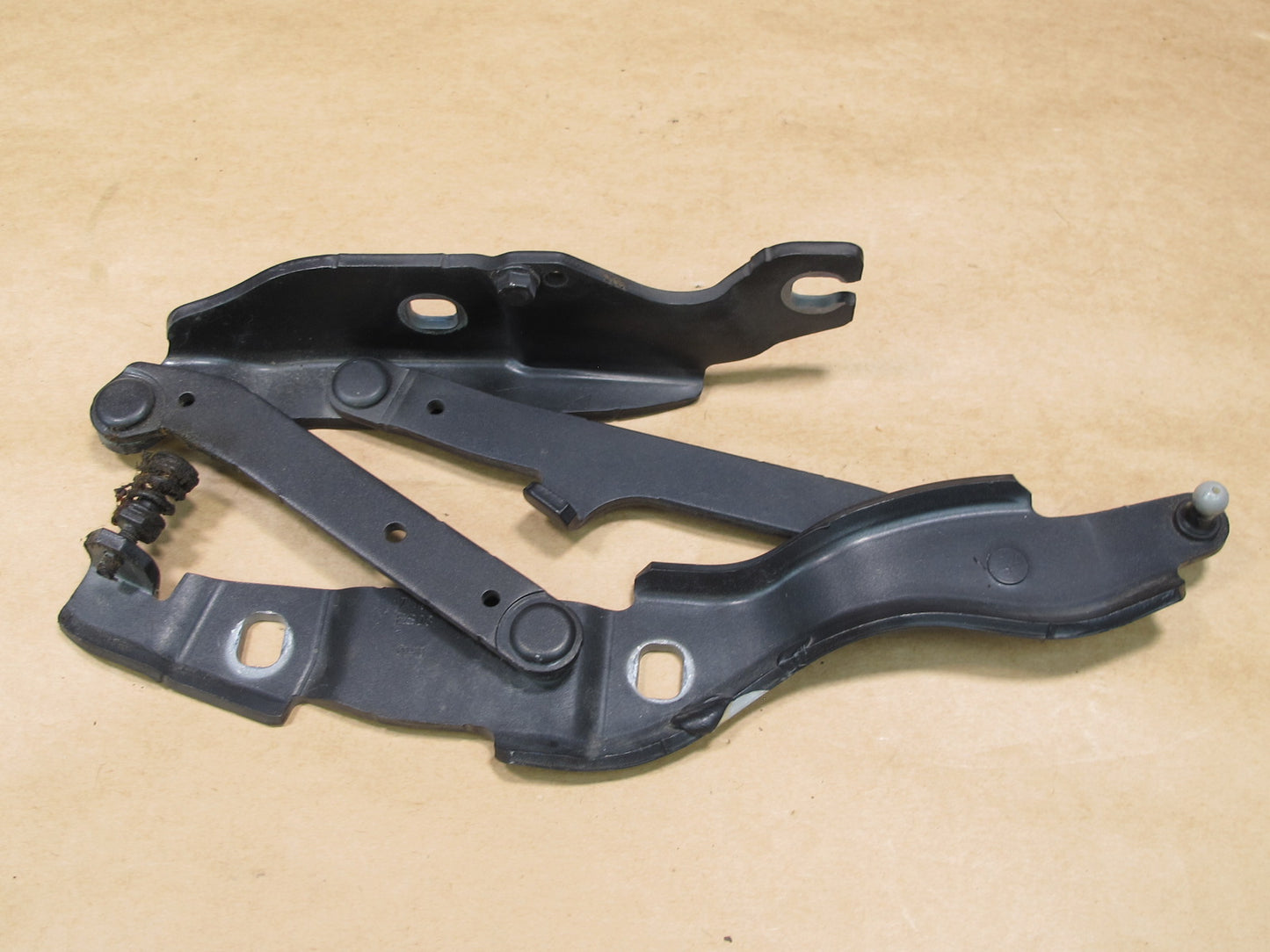 09-13 BMW E89 Z4 SET OF 2 FRONT RIGHT & LEFT HOOD HINGE 7191512 OEM