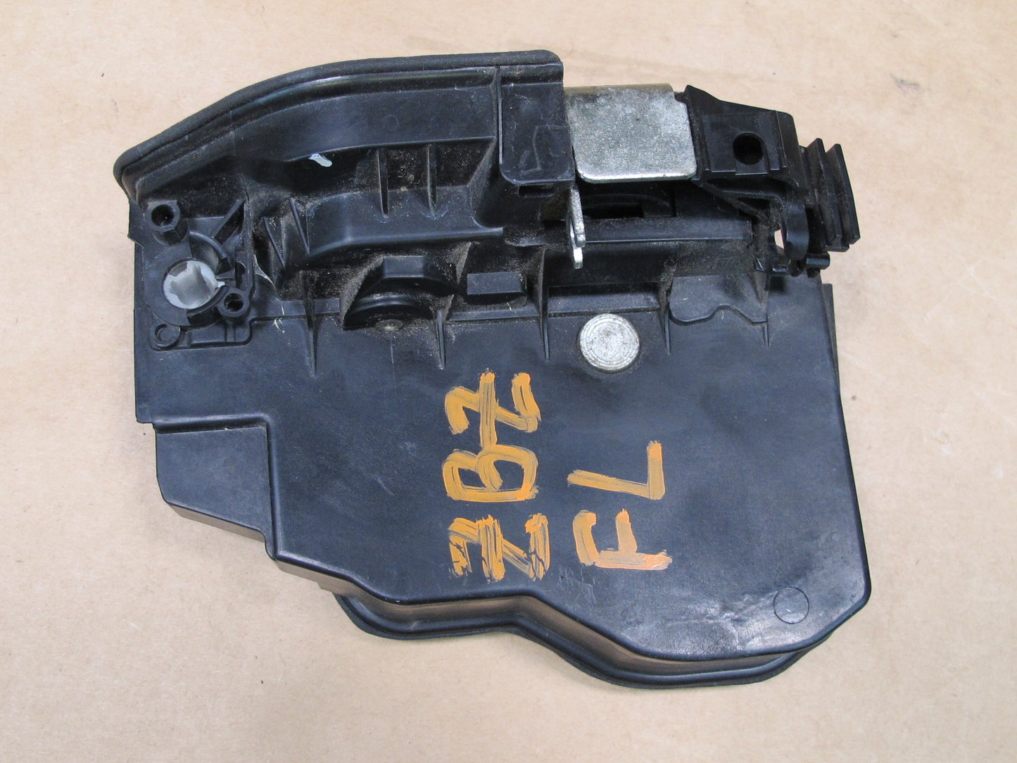 09-16 BMW E89 Z4 FRONT LEFT DRIVER DOOR LOCK LATCH ACTUATOR 7202143 OEM