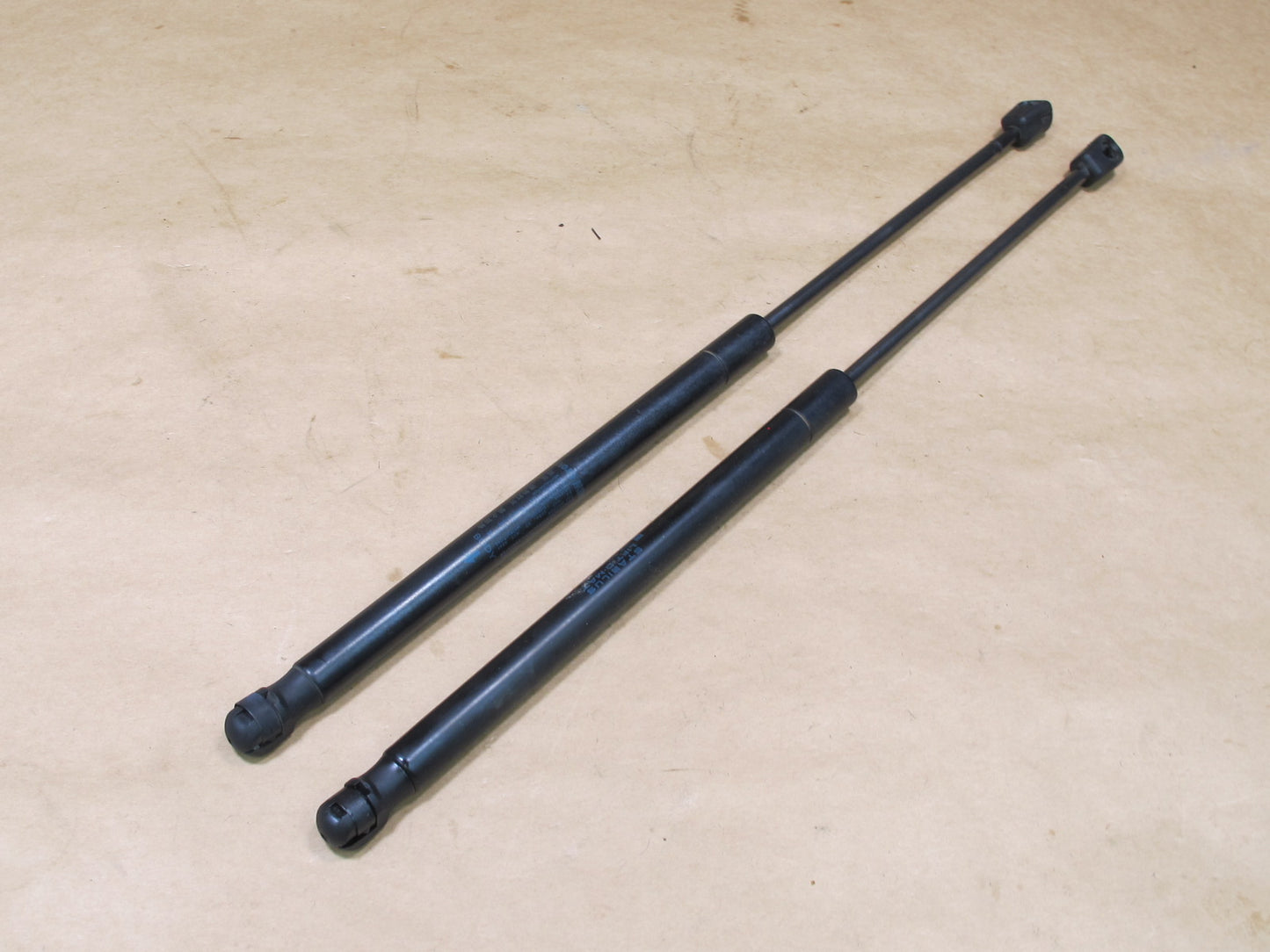 07-13 MINI COOPER R55 R56 R57 SET OF 2 REAR TRUNK LID SHOCK STRUT SUPPORT OEM