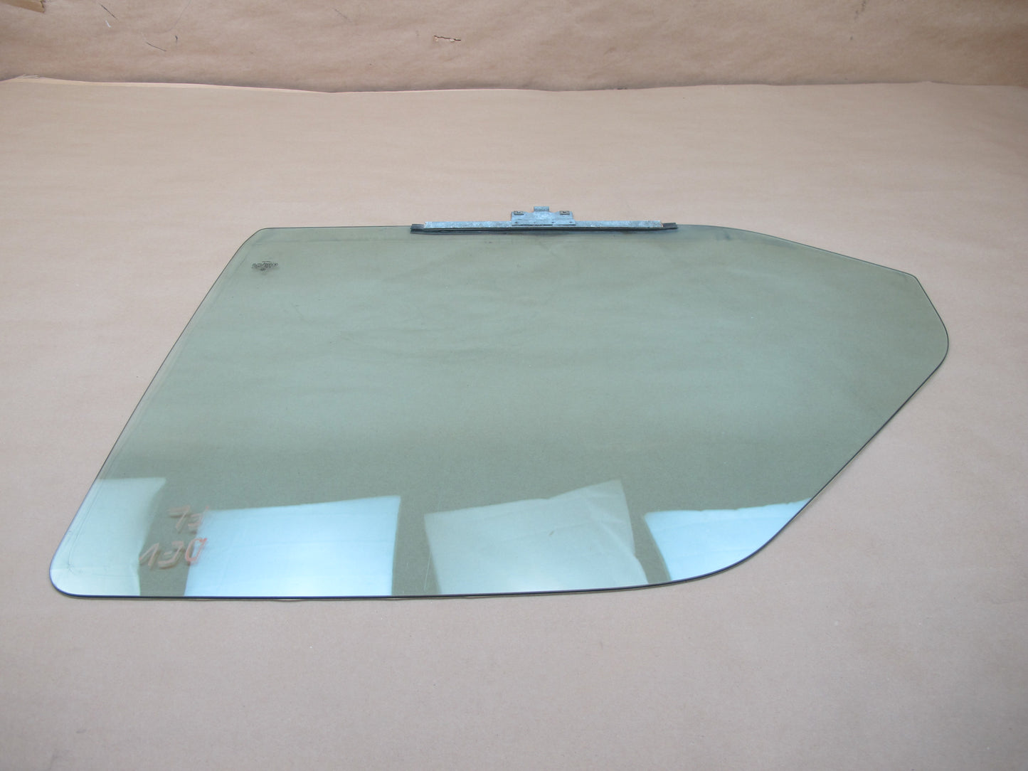 1997-2003 VW EUROVAN T4 FRONT LEFT DOOR GLASS WINDOW OEM