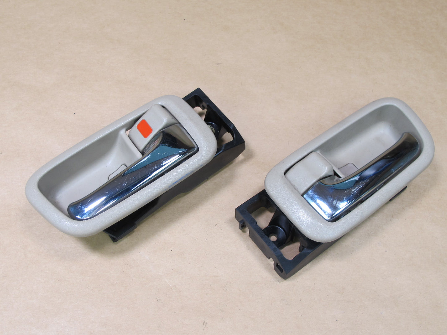 2003-2009 LEXUS GX470 FRONT RIGHT & LEFT SIDE INTERIOR DOOR GRAB HANDLE SET